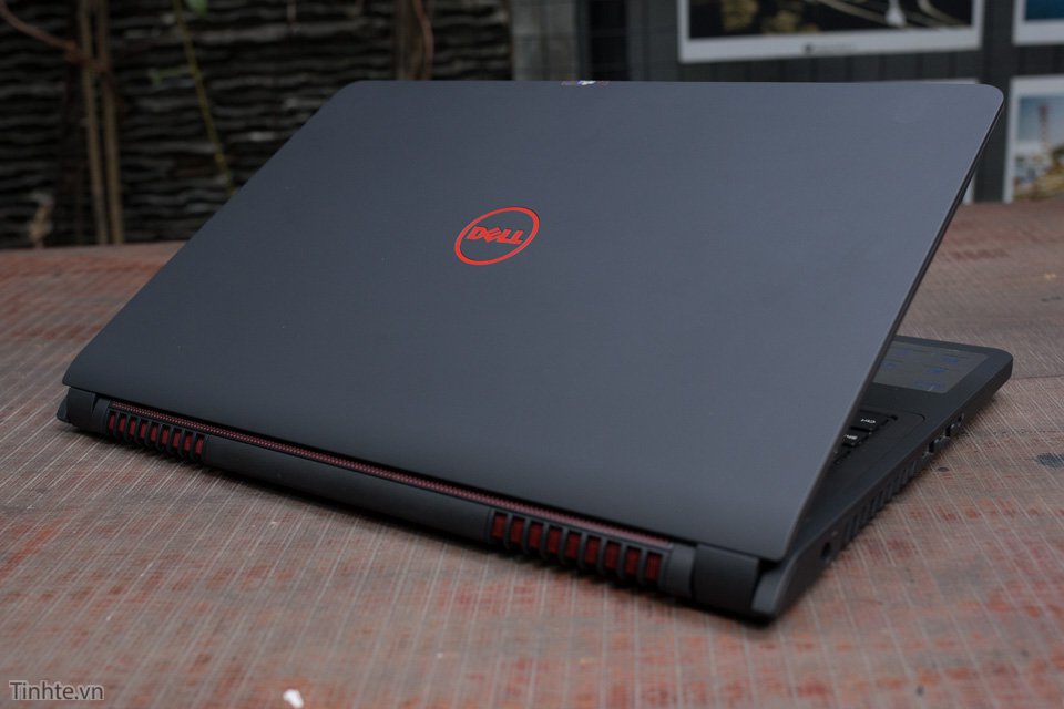 Top 10 laptop Dell có thể sử dụng pin trên 4 tiếng liên tục